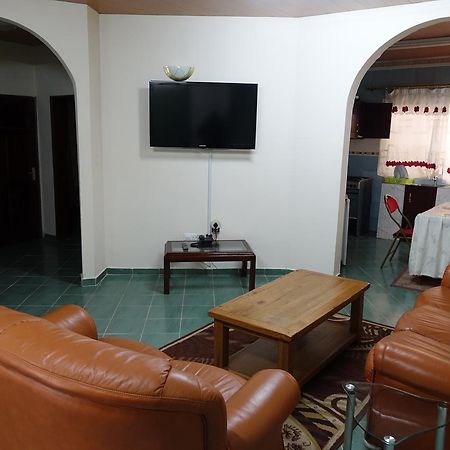 Wusum Hotel Makeni Eksteriør bilde