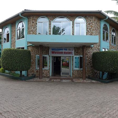 Wusum Hotel Makeni Eksteriør bilde