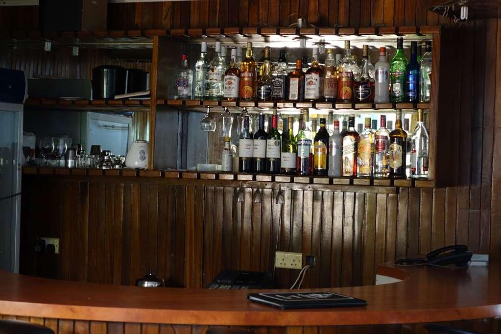 Wusum Hotel Makeni Restaurant bilde