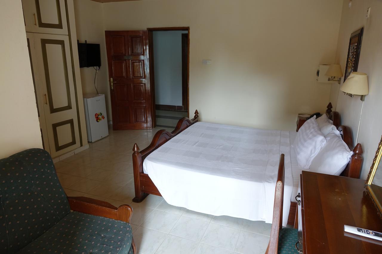 Wusum Hotel Makeni Eksteriør bilde