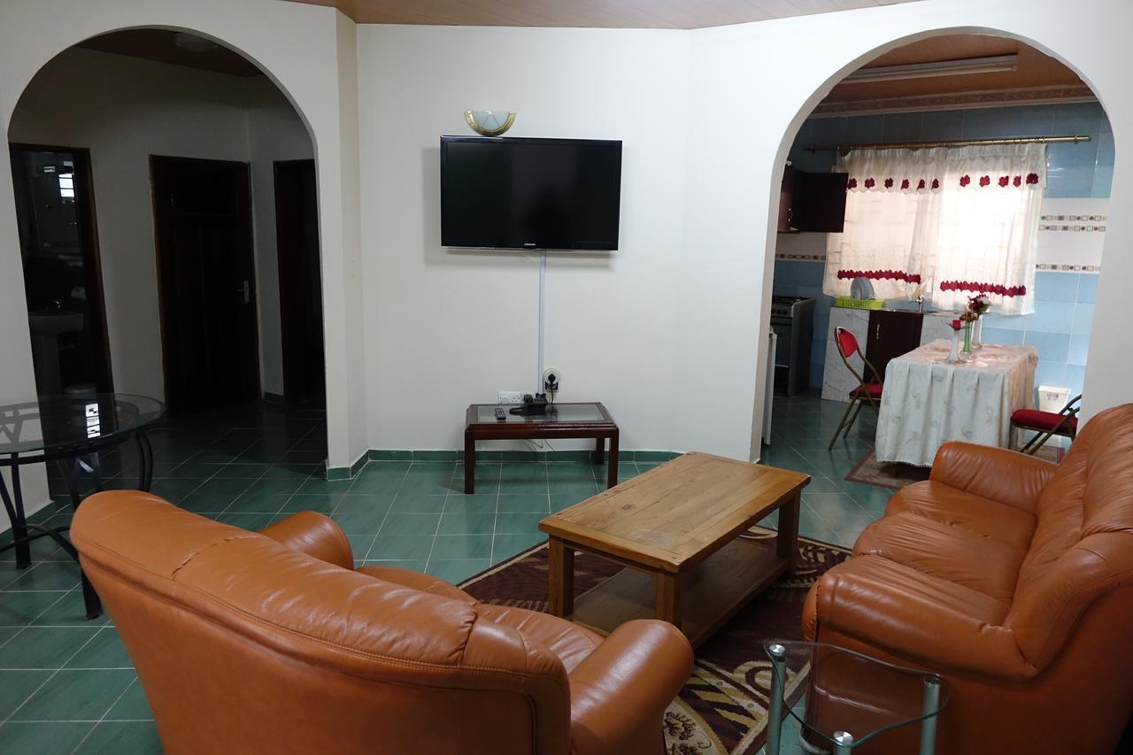Wusum Hotel Makeni Eksteriør bilde