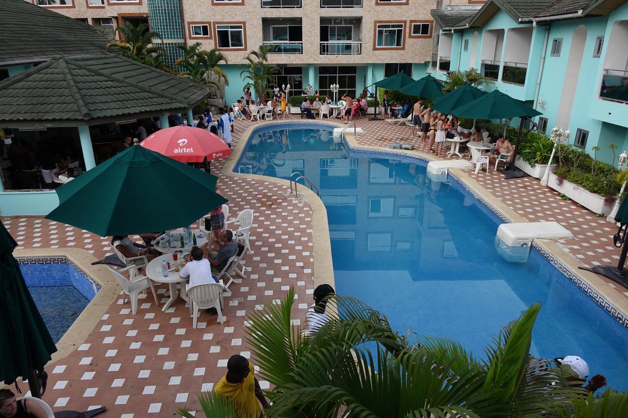 Wusum Hotel Makeni Eksteriør bilde