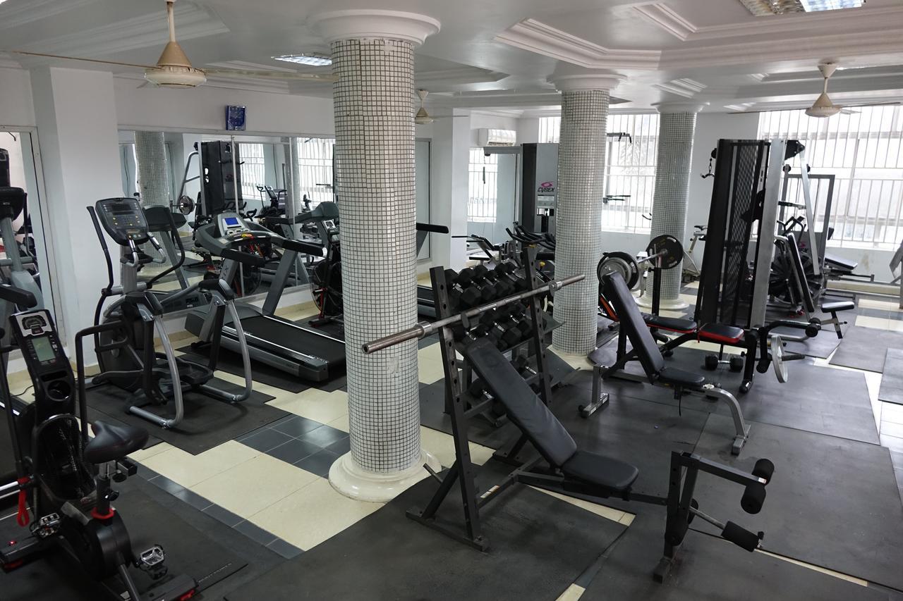 Wusum Hotel Makeni Eksteriør bilde